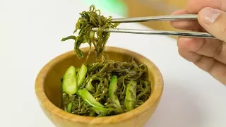 Wakame Seaweed & Cucumber Salad Recipe