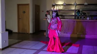 Восточный танец с горящими свечами на юбилей. https://vk.com/beleidanceshoy