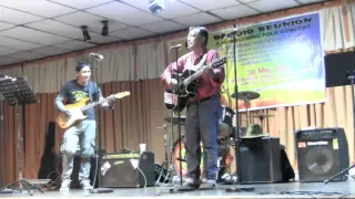 Brian Aliping sings Longayban song, May 20, 2013
