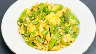 Scrambled eggs with green pepper, delicious and inexpensive, simple and easy to learn｜青椒炒鸡蛋，好吃不贵简单易学