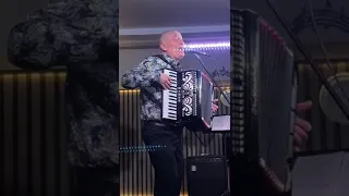 "Алая черешня" Николай Засидкевич (аккордеонист)