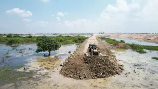 Professionals Operator Bulldozer LPG Dozer SHANTUI DH17C2 Rock Dirt Pushing Build New Road