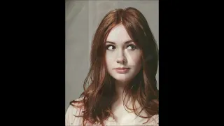 13 SEXY pics of Karen Gillan