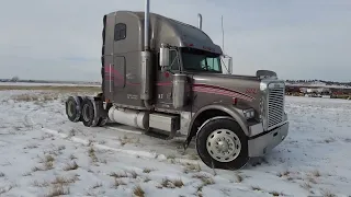 1998 Freightliner FLD120 Classic Truck