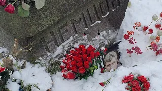 5 выстрелов 💥 Интересный памятник на могиле Бориса Немцова 🔥 февраль 2023  Троекуровское кладбище