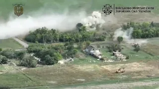 Ukrainian tank and BMC Kirpi MRAP in action at Kostromka, Kherson Oblast (September 2022)