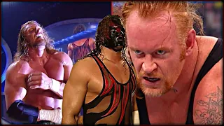 Kane Attempts To Save The Undertaker From A Two Man Power Trip Attack 2001!