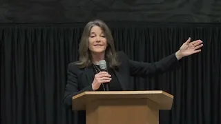 Marianne Williamson at the University of New Hampshire