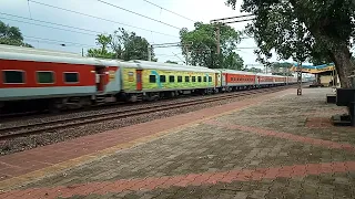 22807 Chennai santragachi AC express route diverted silently skip station with full speed