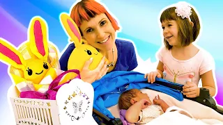 Babysitting Fun & Kids Pretend to Play : Bianca & Baby Brother's Playtime! Videos for Kids with Toys