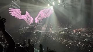 Robbie Williams - Angels / Ending (A capella) (Live in Bologna, 20/01/2023)