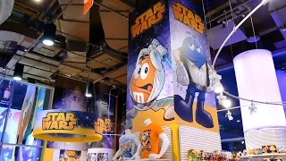 Star Wars Meets M&M's World, The Force Awakens in M&M's Candy Store, New York City