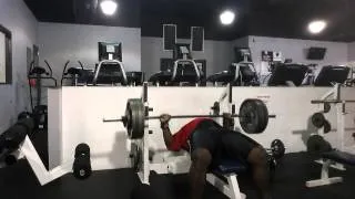 425 lbs benchpress for 8 reps with the slingshot!