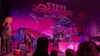 Steel Panther - Catch The Hat!