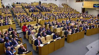 Госдума единогласно одобрила в первом чтении поправки в Конституцию