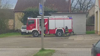 Ausrücken der Freiwilligen Feuerwehr Remkersleben (mit dem LF10/06/Eisatzgrund noch Unbekannt)