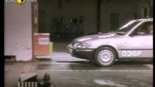 Euro NCAP | Saab 900 | 1997 | Crash test