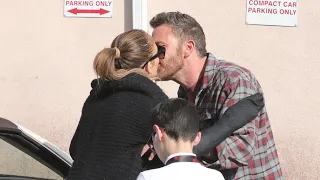 Jennifer Lopez Shares A Tender Kiss With Ben Affleck Before Enjoying A Mexican Dinner