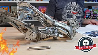 Build The Terminator T-800 Issue 89 -  Finish The Left Hip & Assemble The Leg (Speed Build)