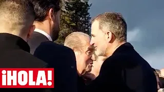 El cariñoso gesto del rey Felipe hacia su padre el reu Juan Carlos en Grecia