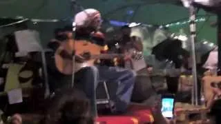 Julian Marley "Redemption Song" @ Indignados Acampada BCN, Plaça  Catalunya, Barcelona