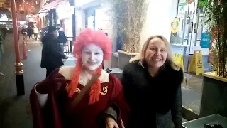 Сколько стоит  гостиница в Лондоне . Китайский Hовый год в Лондоне. Chinese New year in London.