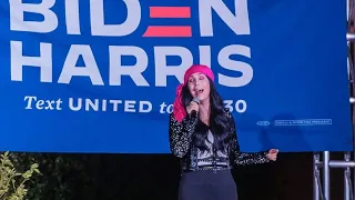 Cher - Walking in Memphis (LIVE) at Joe Biden Rally (Phoenix, Arizona - 25/10/20)
