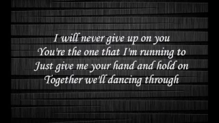 *Lucie Jones 'Never give up on you' (UK) Eurovision 2017 lyrics*