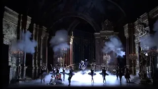 Swan Lake Act 3 Finale | Royal Ballet | NightattheBallet