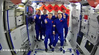 Shenzhou-16 hatch opening