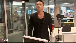 Robbie Williams @ Radio 1 Live | 16th March 2013