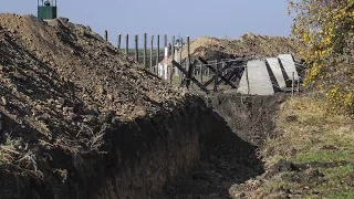 Украина потратит 850 млн на «стену» для Донбасса – Порошенко