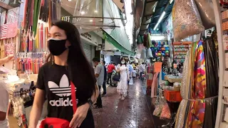 Sampeng Market walking tour - Yaowarat Wan Fon Rin I Sampheng Bangkok Thailand