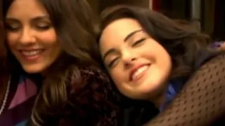 Victoria Justice & Elizabeth Gillies - Take A Hint Live 2012