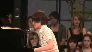 Greyson Chance Singin Paparazzi (Lady gaga's Cover)