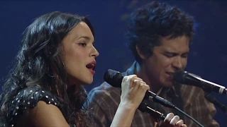 Norah Jones - "Blue Bayou" [Live from Austin, TX]