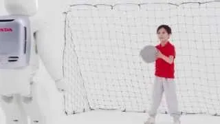 Honda Robotics - All-New ASIMO Playing Football