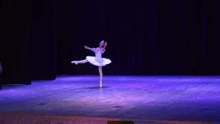 Калинина Александра - Вариация из вставного Па де де балета "Жизель"
