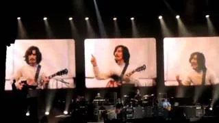 Paul McCartney at Wrigley Field - SOMETHING (George Harrison Tribute) - July 31st. 2011