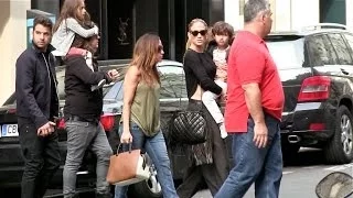 EXCLUSIVE : SINGLE Jennifer Lopez and her children shopping in Paris