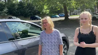 Tesla Model Y - Reaction Video der Familie