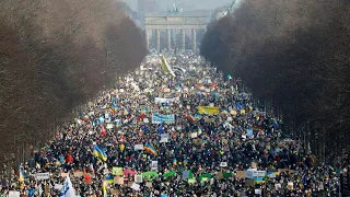 Mindestens 100.000 Menschen bei Friedensdemonstration in Berlin | AFP