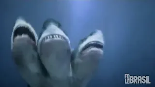 O Ataque do Tubarão de 3 Cabeças - Cena Ataque ao Barco (Dublado)