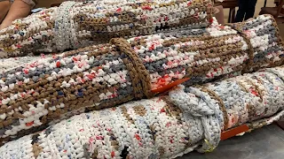 These mats for the homeless are made from recycled grocery bags!