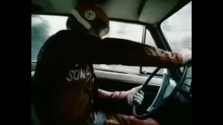 Десять минут тишины (1989) - car chase scene