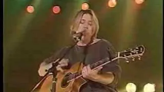 Goo Goo Dolls - Girl Right Next To Me (Live)