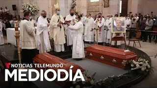 Dan último adiós a los dos párrocos jesuitas asesinados en Chihuahua | Noticias Telemundo