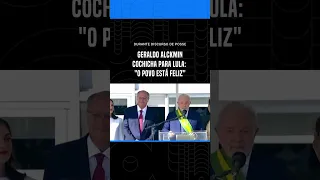Geraldo Alckmin cochicha para Lula: "o povo está feliz" #shorts