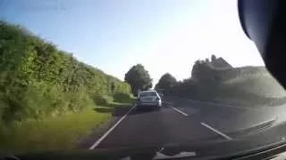 Dangerous overtaking by GK12 RXT Range Rover