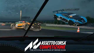 Первый раз с друзьями в Assetto Corsa Competizione